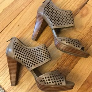 Franco Sarto Sandals Sz 8